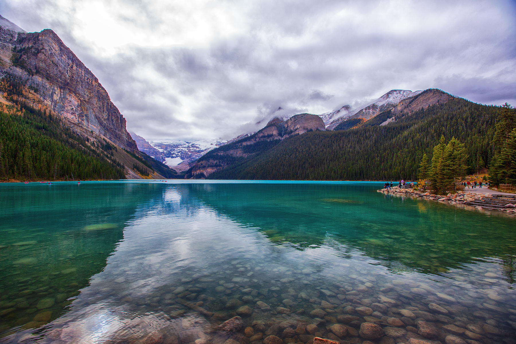 PHOTO BY  | Canon EOS-1D X | 2015:10:04 06:46:59 | ISO-250 | 1/500 sec | f 5.6 | 16 mm | EV=0 | ● WIDTH:1800 pixels  HEIGHT:1200 pixels