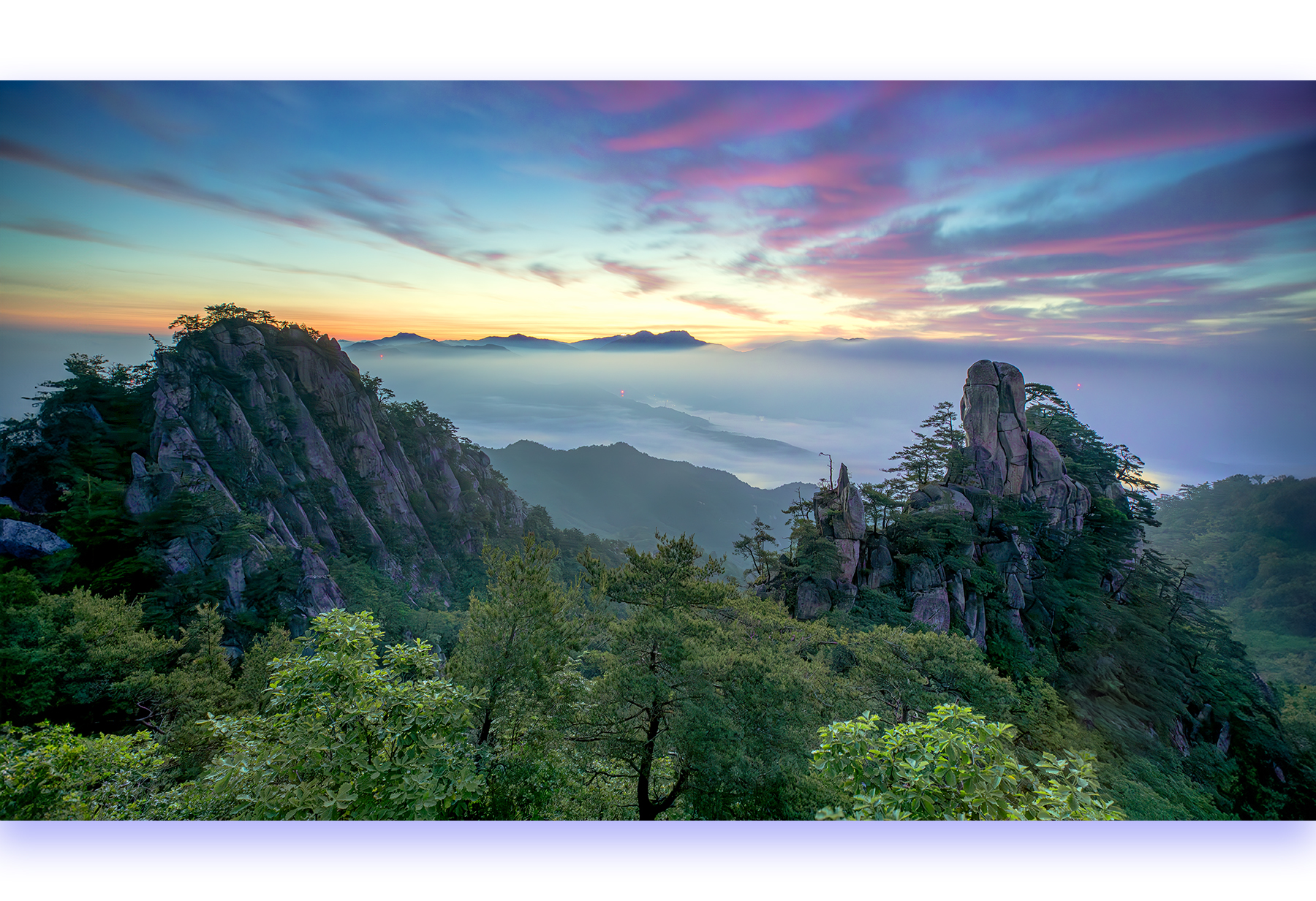 PHOTO BY PARK SEUNGWOO | Canon EOS 5D Mark IV | 2024:06:09 04:36:19 | ISO-800 | 30/1 sec | f 8 | 16 mm | EV=0 | ● WIDTH:1800 pixels  HEIGHT:1233 pixels