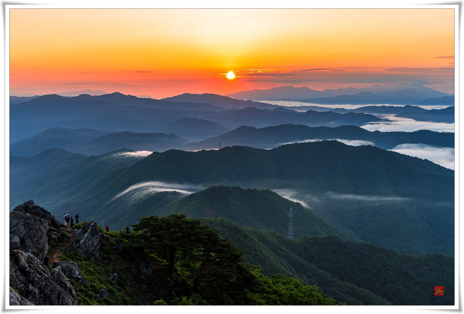 PHOTO BY LEE_T.I. | NIKON Z 7_2 | 2024:06:02 05:19:48 | ISO-100 | 1/40 sec | f 11 | 42 mm | EV=0 | ● WIDTH:1600 pixels  HEIGHT:1083 pixels