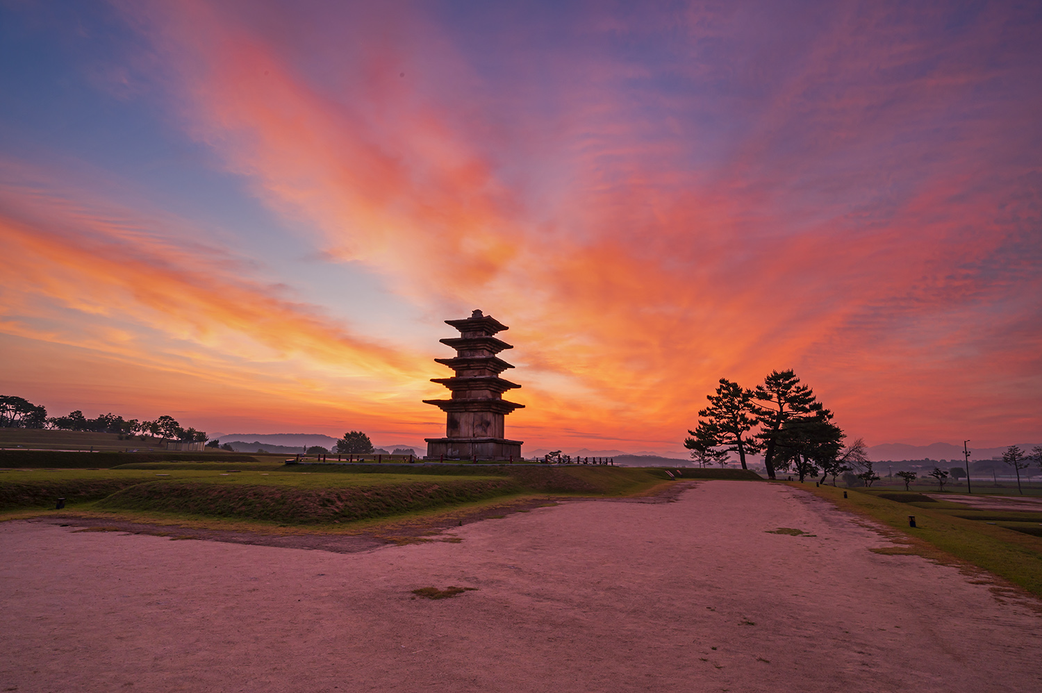 PHOTO BY  | NIKON Z 6_2 | 2024:06:29 05:08:15 | ISO-200 | 1/5 sec | f 16 | 19 mm | EV=-0.3 | ● WIDTH:1500 pixels  HEIGHT:998 pixels