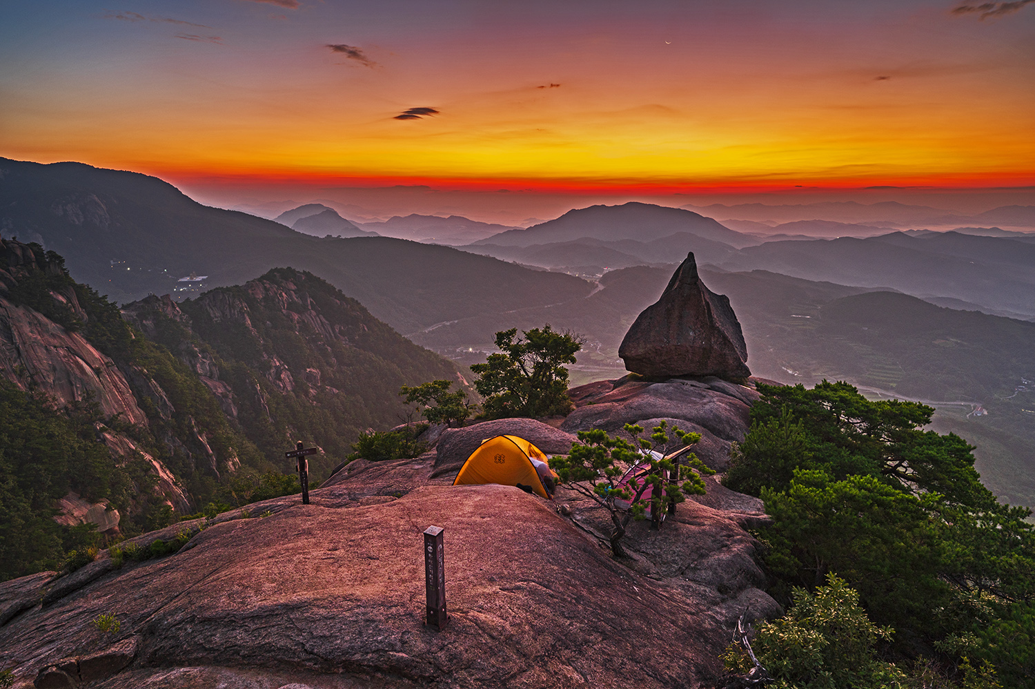 PHOTO BY  | NIKON Z 6_2 | 2024:08:03 05:10:25 | ISO-200 | 3/1 sec | f 11 | 21 mm | EV=-0.7 | ● WIDTH:1500 pixels  HEIGHT:998 pixels