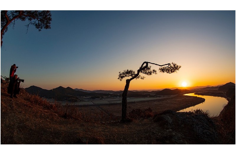 PHOTO BY  | NIKON D850  | 2024:01:13 07:52:20  | ISO-100 | 1/60 sec | f 11 | 15 mm | EV=0 | ● WIDTH:1200 pixels  HEIGHT:687 pixels