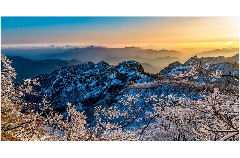 PHOTO BY MINKYUKIM  | Canon EOS 5D Mark III  | 2024:02:11 07:34:34  | ISO-200 | 1/80 sec | f 14 | 24 mm | EV=0 | ● WIDTH:1600 pixels  HEIGHT:836 pixels