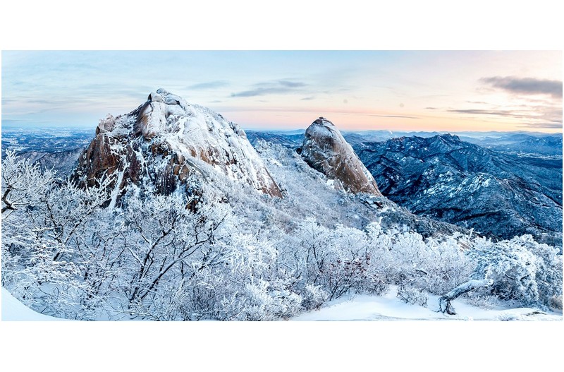 PHOTO BY MINKYUKIM  | Canon EOS 5D Mark III  | 2024:02:23 06:53:30  | ISO-200 | 1/40 sec | f 4.5 | 24 mm | EV=0 | ● WIDTH:1600 pixels  HEIGHT:771 pixels