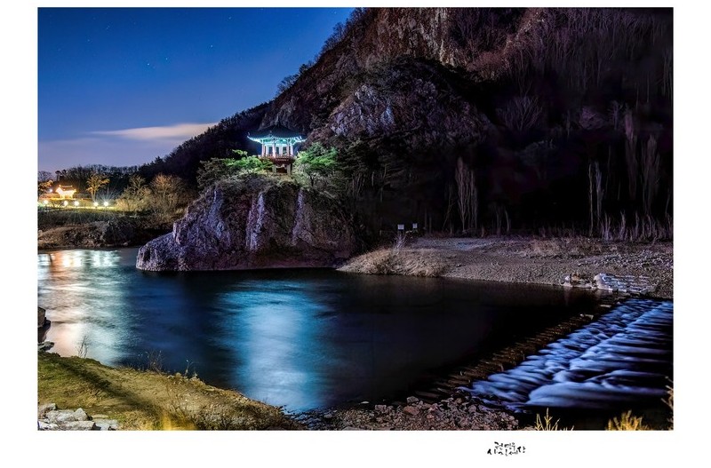 PHOTO BY Kwon Young Woo  | NIKON D850  | 2024:03:01 19:36:28  | ISO-1250 | 15/1 sec | f 11 | 36 mm | EV=-1.3 | ● WIDTH:1326 pixels  HEIGHT:947 pixels