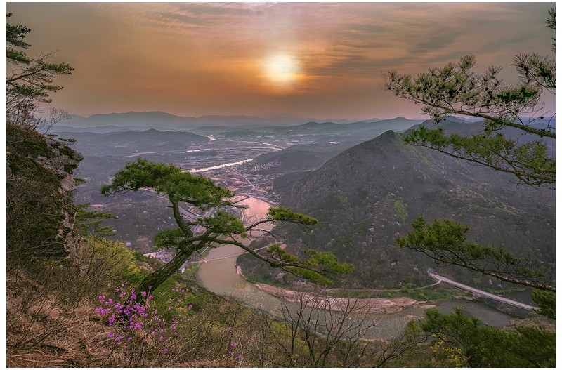 PHOTO BY  | NIKON Z 7_2  | 2024:04:10 18:20:40  | ISO-50 | 1/15 sec | f 11 | 19 mm | EV=0 | ● WIDTH:1700 pixels  HEIGHT:1133 pixels