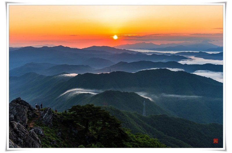 PHOTO BY LEE_T.I.  | NIKON Z 7_2  | 2024:06:02 05:19:48  | ISO-100 | 1/40 sec | f 11 | 42 mm | EV=0 | ● WIDTH:1600 pixels  HEIGHT:1083 pixels