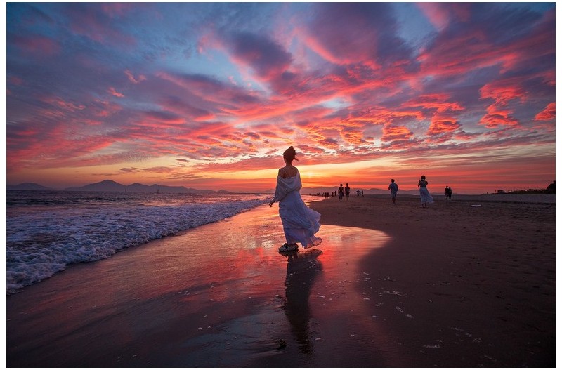 PHOTO BY  | Canon EOS 5D Mark IV  | 2024:06:17 19:49:55  | ISO-800 | 1/125 sec | f 6.3 | 16 mm | EV=0 | ● WIDTH:1500 pixels  HEIGHT:1000 pixels