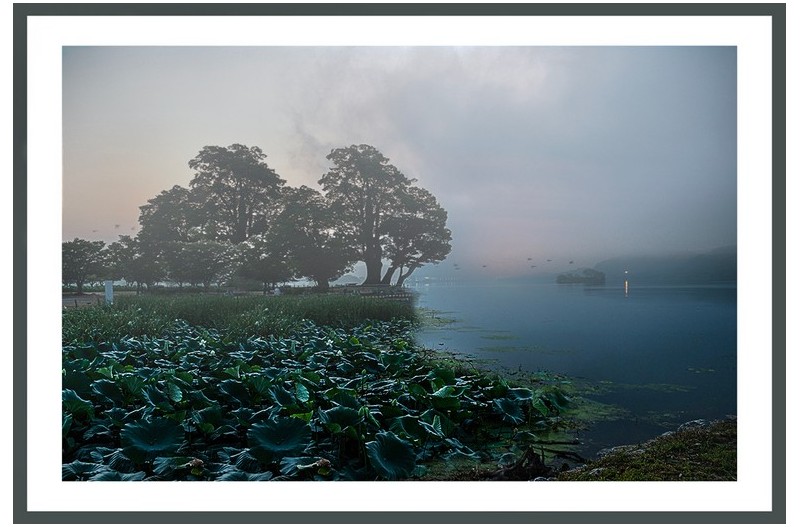 PHOTO BY  | ILCE-6500  | 2024:08:04 05:10:28  | ISO-200 | 8/10 sec | f 3.5 | 16 mm | EV=-0.3 | ● WIDTH:1300 pixels  HEIGHT:876 pixels