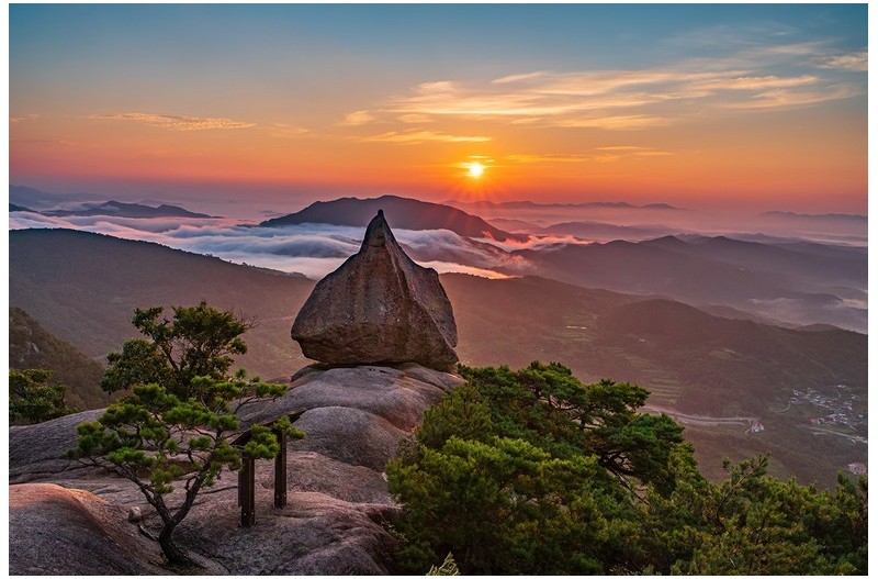 PHOTO BY  | NIKON Z 6_2  | 2024:08:07 05:53:20  | ISO-200 | 1/160 sec | f 16 | 32.5 mm | EV=-1.3 | ● WIDTH:1500 pixels  HEIGHT:998 pixels