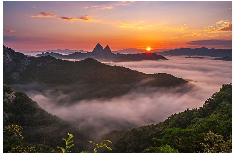 PHOTO BY  | NIKON Z 6_2  | 2024:08:17 06:00:50  | ISO-200 | 1/30 sec | f 16 | 27.5 mm | EV=0 | ● WIDTH:1500 pixels  HEIGHT:999 pixels