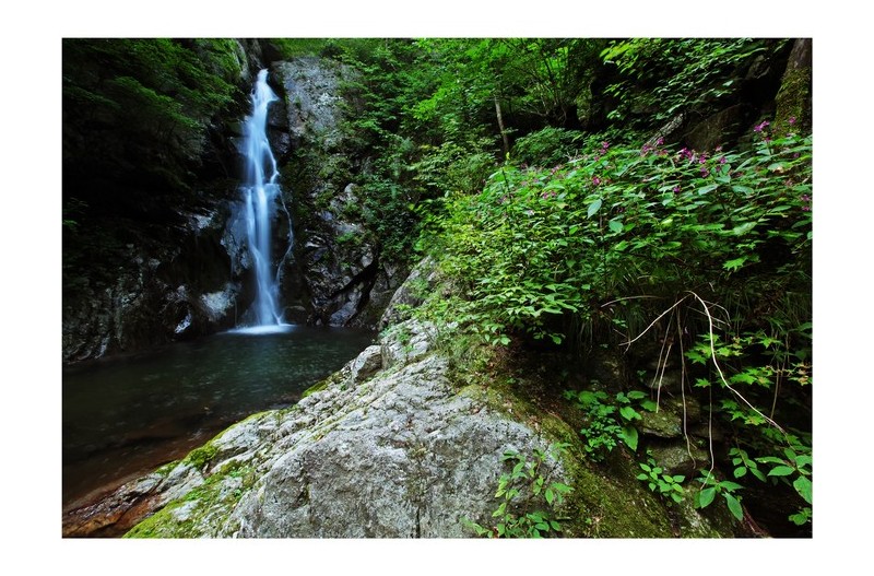 PHOTO BY      | Canon EOS 5D Mark II  | 2024:08:25 15:59:32  | ISO-100 | 13/10 sec | f 22 | 16 mm | EV=-0.7 | ● WIDTH:5616 pixels  HEIGHT:3744 pixels