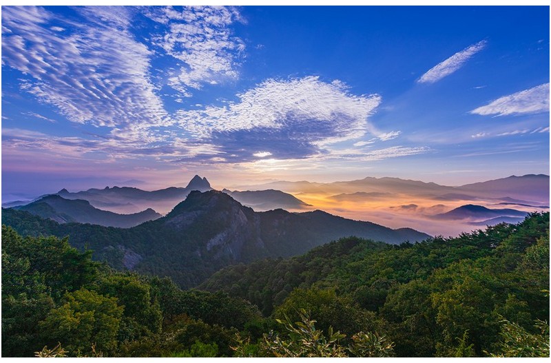 PHOTO BY JHG  | Canon EOS 5D Mark IV  | 2024:09:02 06:37:42  | ISO-100 | 1/200 sec | f 9 | 16 mm | EV=0 | ● WIDTH:1700 pixels  HEIGHT:1091 pixels