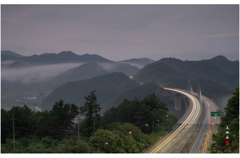 PHOTO BY KKY_CWANG_YEOL  | NIKON Z 8  | 2024:09:08 05:44:45  | ISO-100 | 121/1 sec | f 22 | 61 mm | EV=-0.3 | ● WIDTH:1700 pixels  HEIGHT:1063 pixels