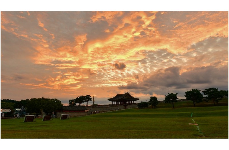   | PHOTO BY :   |