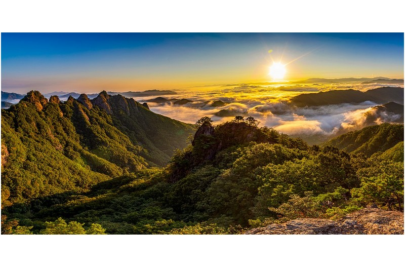 PHOTO BY  | Canon EOS 5D Mark IV  | 2024:09:15 06:44:23  | ISO-100 | 1/50 sec | f 14 | 24 mm | EV=0 | ● WIDTH:1600 pixels  HEIGHT:802 pixels